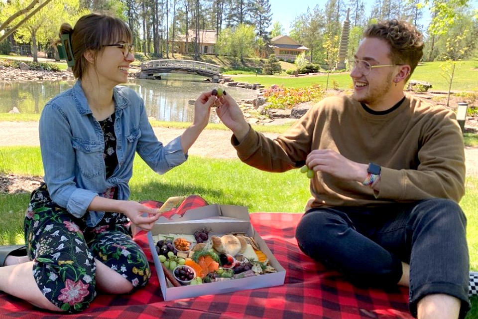 4-3 TTD 4- Picnic