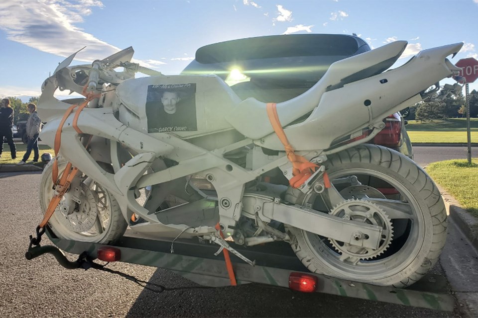 0807-ghostbike1