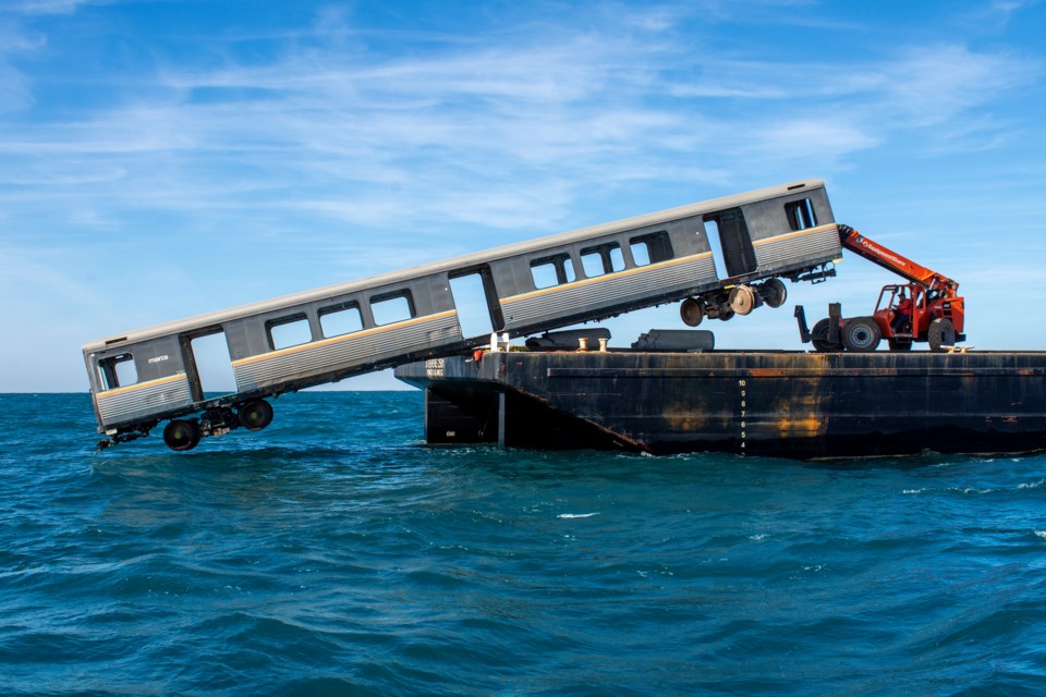 20231222-subway-car-artificial-reef