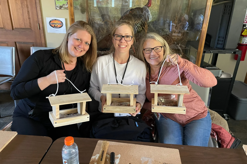 bow-2023_bird-house-building