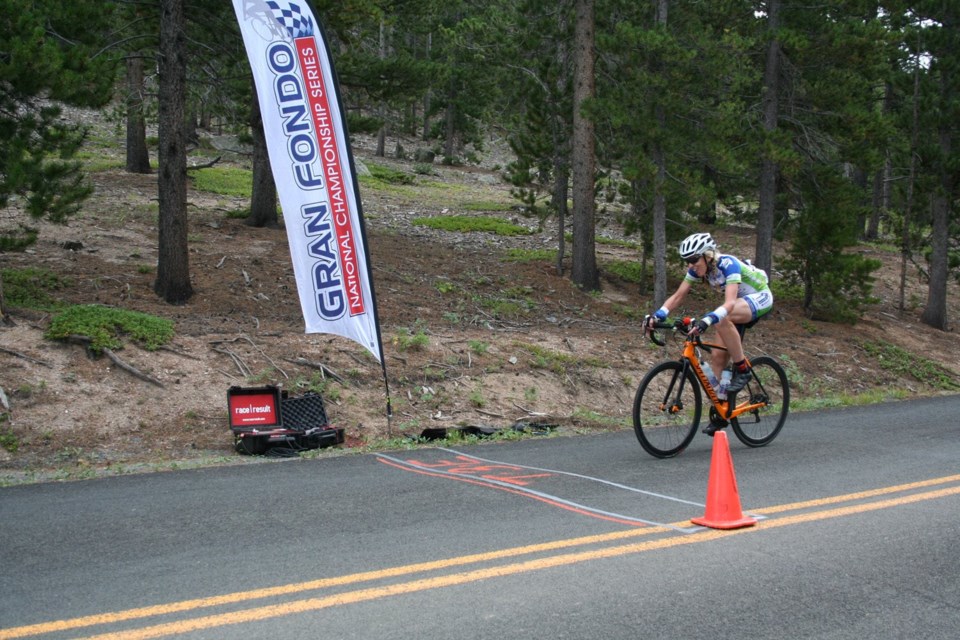 carolyn-goldengranfondo