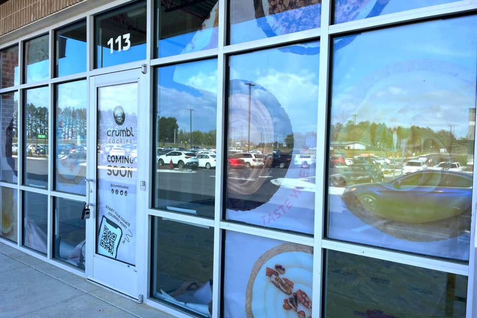 Crumbl Cookies is predicted to open in the Eagles Corner shopping center in mid to late summer 2023.