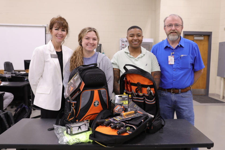 hvac-students-receive-tools-through-perkins-funding
