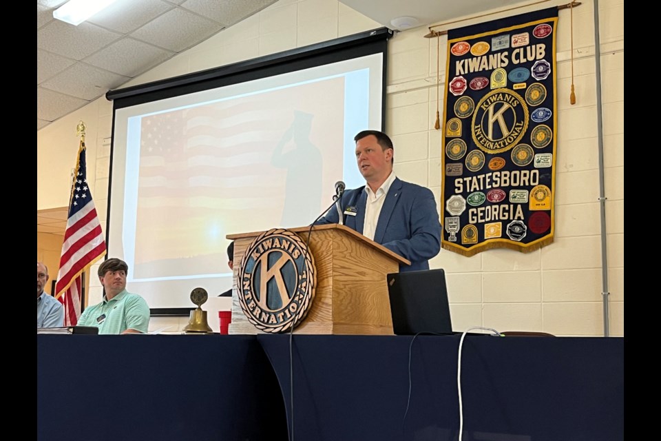 Dr. John Banter announces scholarship recipients 