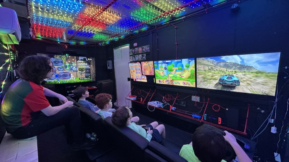 thumbnail_avmt-press-release-pic-3