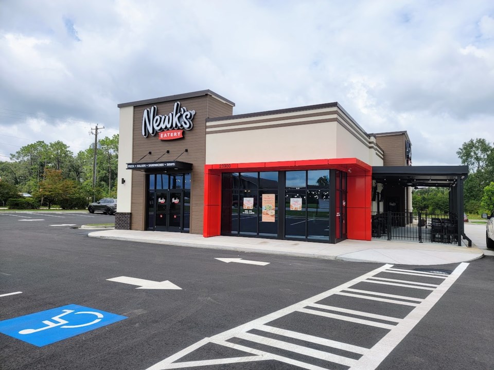 083025-newks-ext
