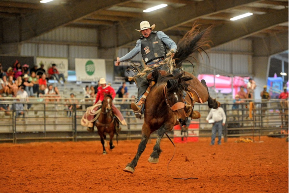 042725-rodeo