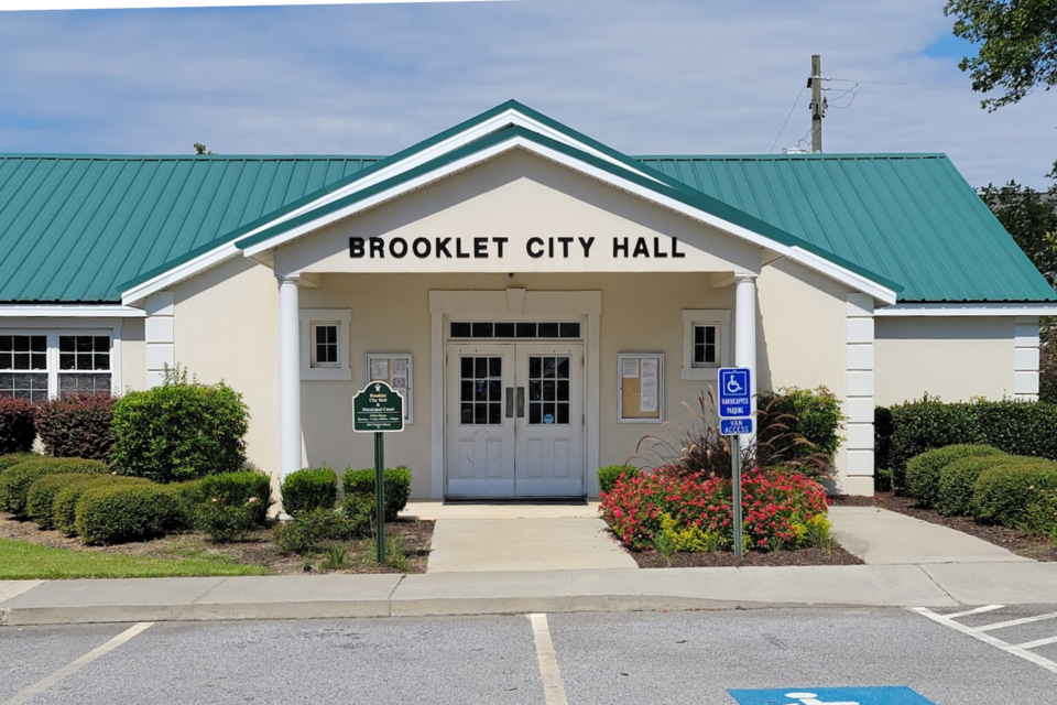 010324-brooklet-city-hall