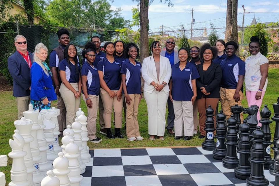 Statesboro Youth Connect members with Statesboro City Council in the park