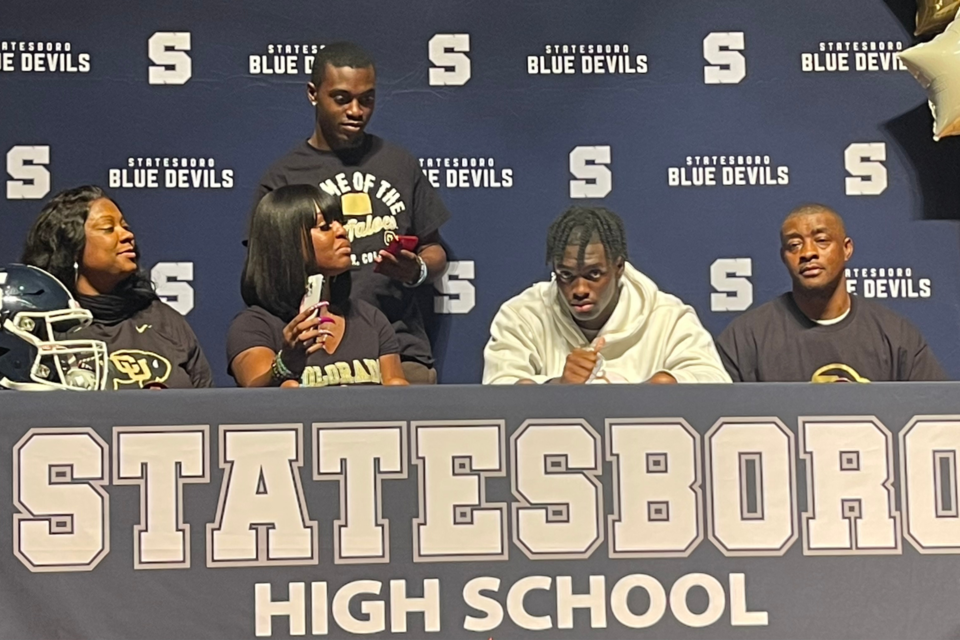 kam-mikell-signs-college-athletic-scholarship