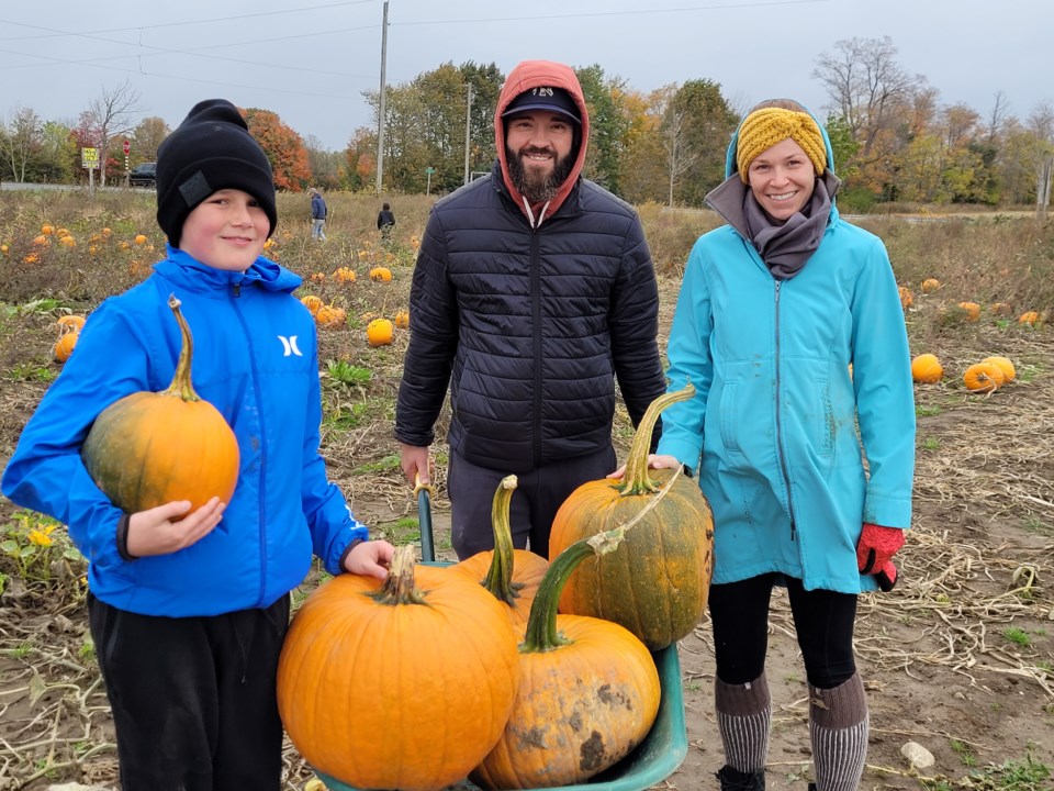 Grocery stores open heritage day