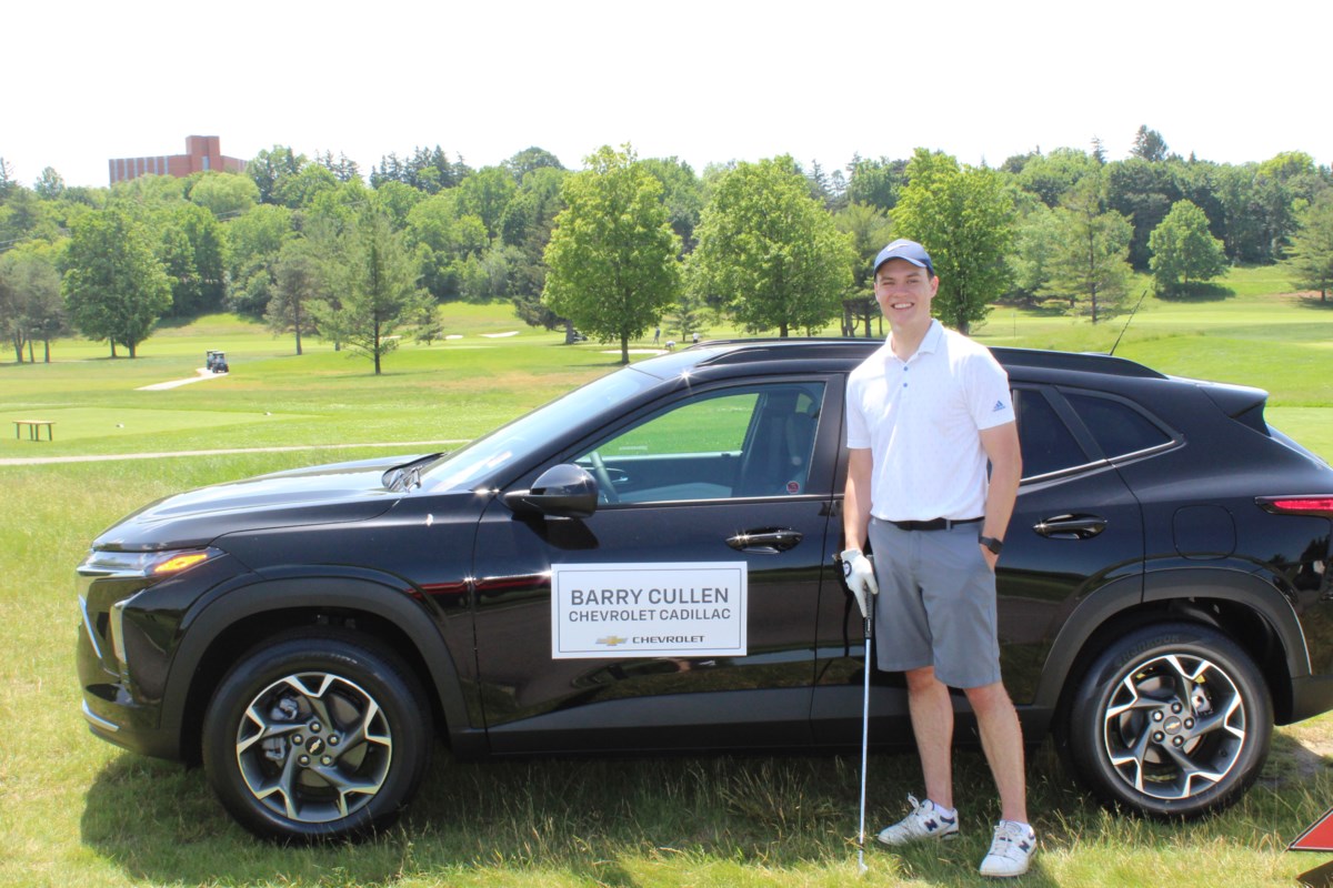 Hole-in-one at charity event lands Guelph golfer a new car