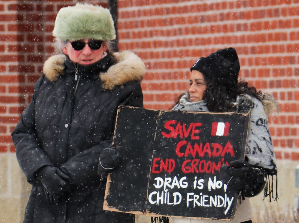 Bookstore co-owners share community support after bomb threat cancels drag queen story time