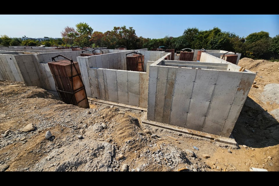 There are nearly 5,900 approved but unbuilt homes in Guelph, a semi-annual housing report presented to council on Tuesday shows.