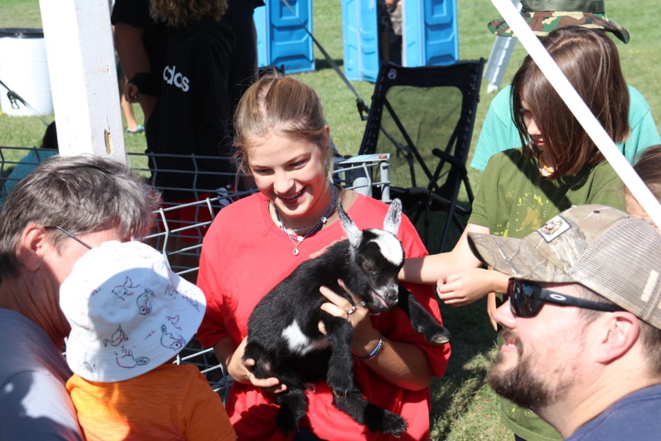 More than 900 people came out Saturday morning to eat breakfast and meet their local farmers. 