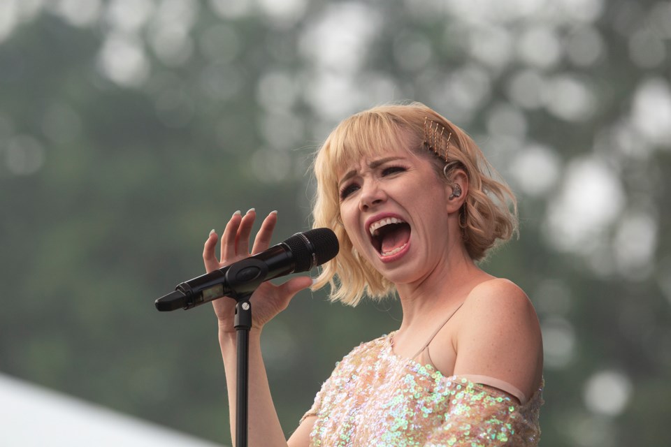 20180818 Riverfest Elora Carly Rae Jepsen 03