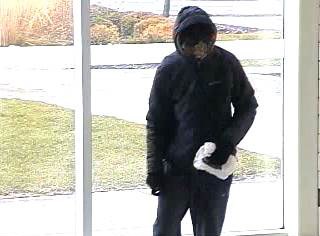 2018-01-12 bank robbery suspect 1