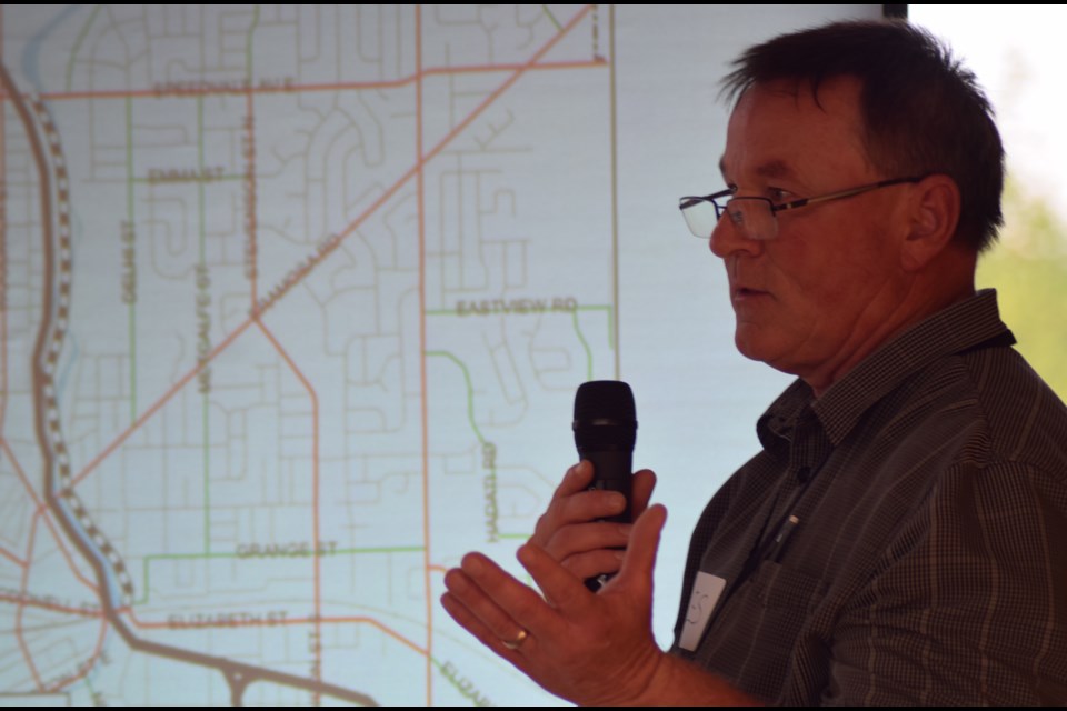 Les Petroczi, general manager of Guelph Junction Railway, addressed a public meeting Thursday about controversial weed-control. 