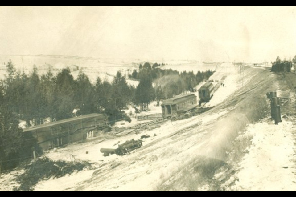 A train derailed near Guelph in 1907, killing several passengers.