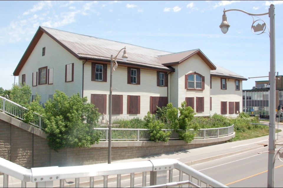 The drill hall sits on the northeast corner of Wyndam and Farquhar streets on the outskirts of Downtown.