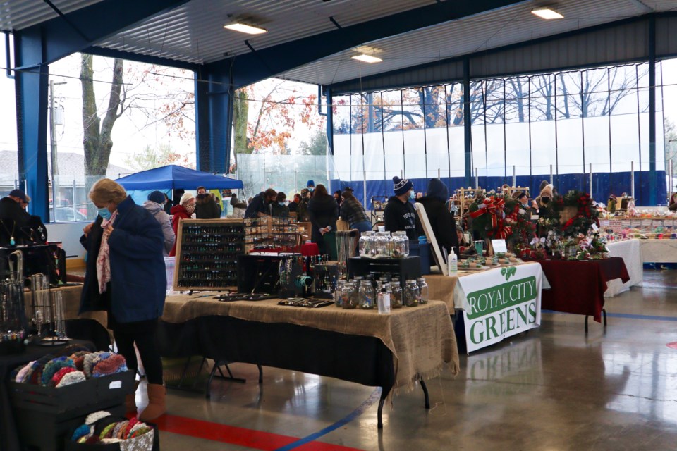 Over 1,500 shoppers came to the last day of the Aberfoyle Farmers Market 2021 season.