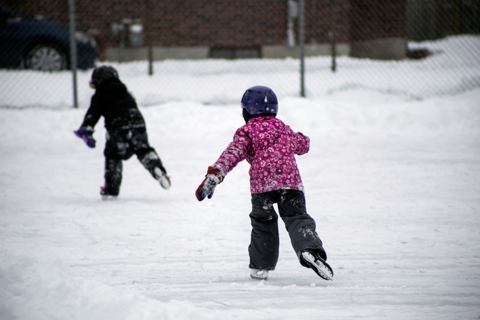 20210126 Outdoor Community Ice Ranks KA 01