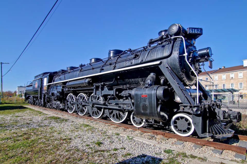 locomotive 6167
