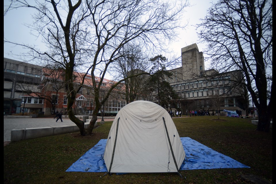 Five Days For The Homeless campaign sees students camping out in Branion Plaza at the U of G. Tony Saxon/GuelphToday