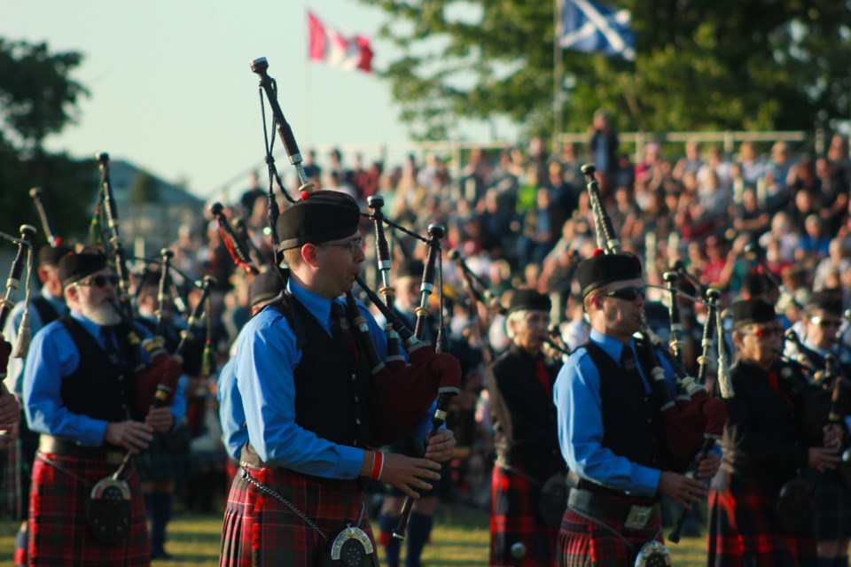 Thousands gather as Fergus Scottish Festival and Highland Games kicks
