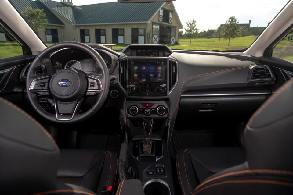 2021_Subaru_Crosstrek_CrystalWhitePearl02_1