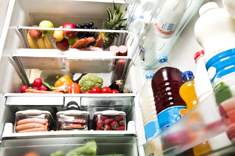 010517-fridge-refrigerator-food-AdobeStock_31642418