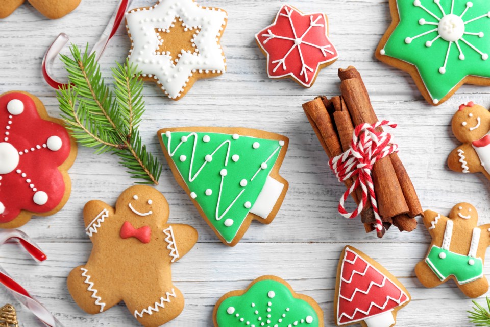 122319-christmas cookies - AdobeStock_178106430