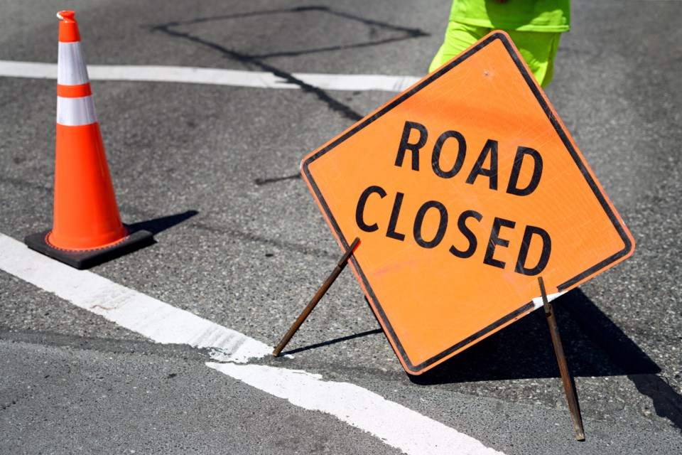 091219-road closed-construction-AdobeStock_211716436