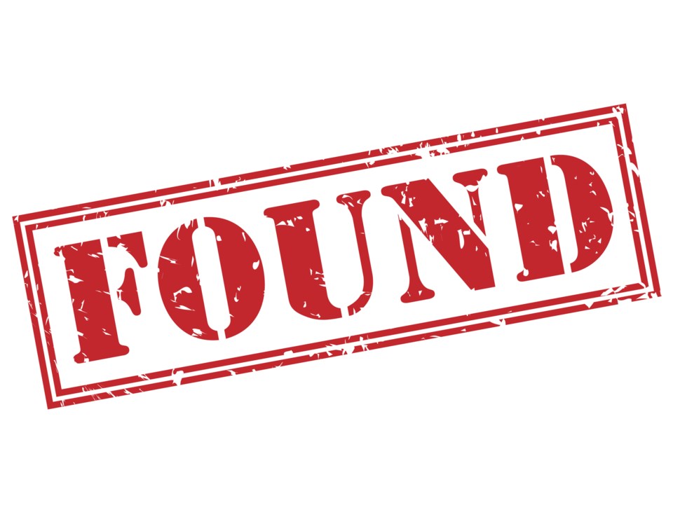 051220 - found stamp - found sign - AdobeStock_112340373