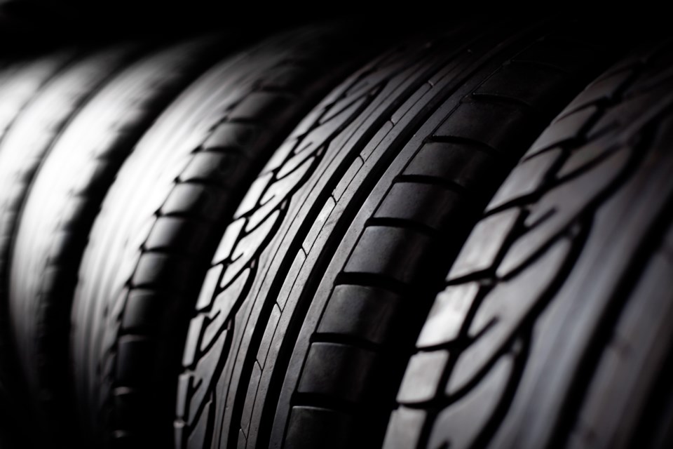 051718-tire-wheel-tires-AdobeStock_50063064