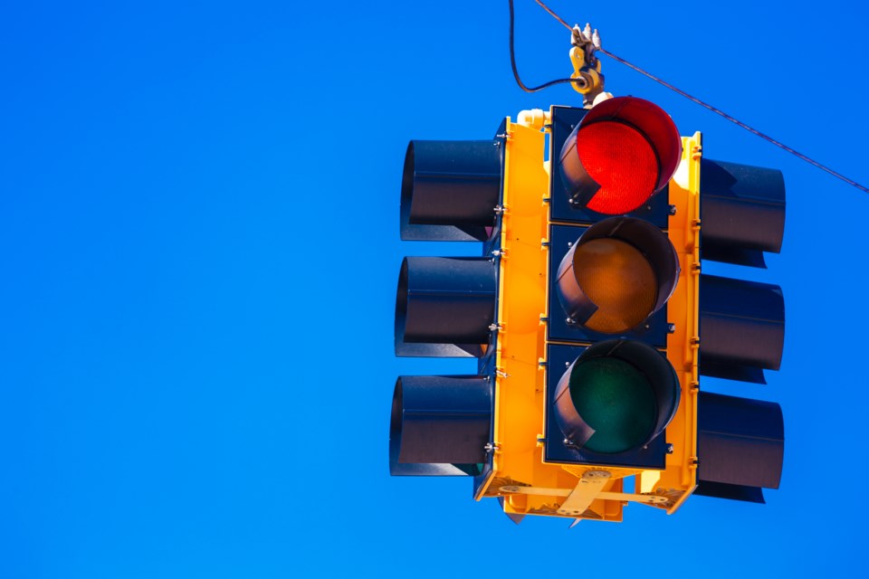 traffic light-stop-intersection-red light-AdobeStock_61792858