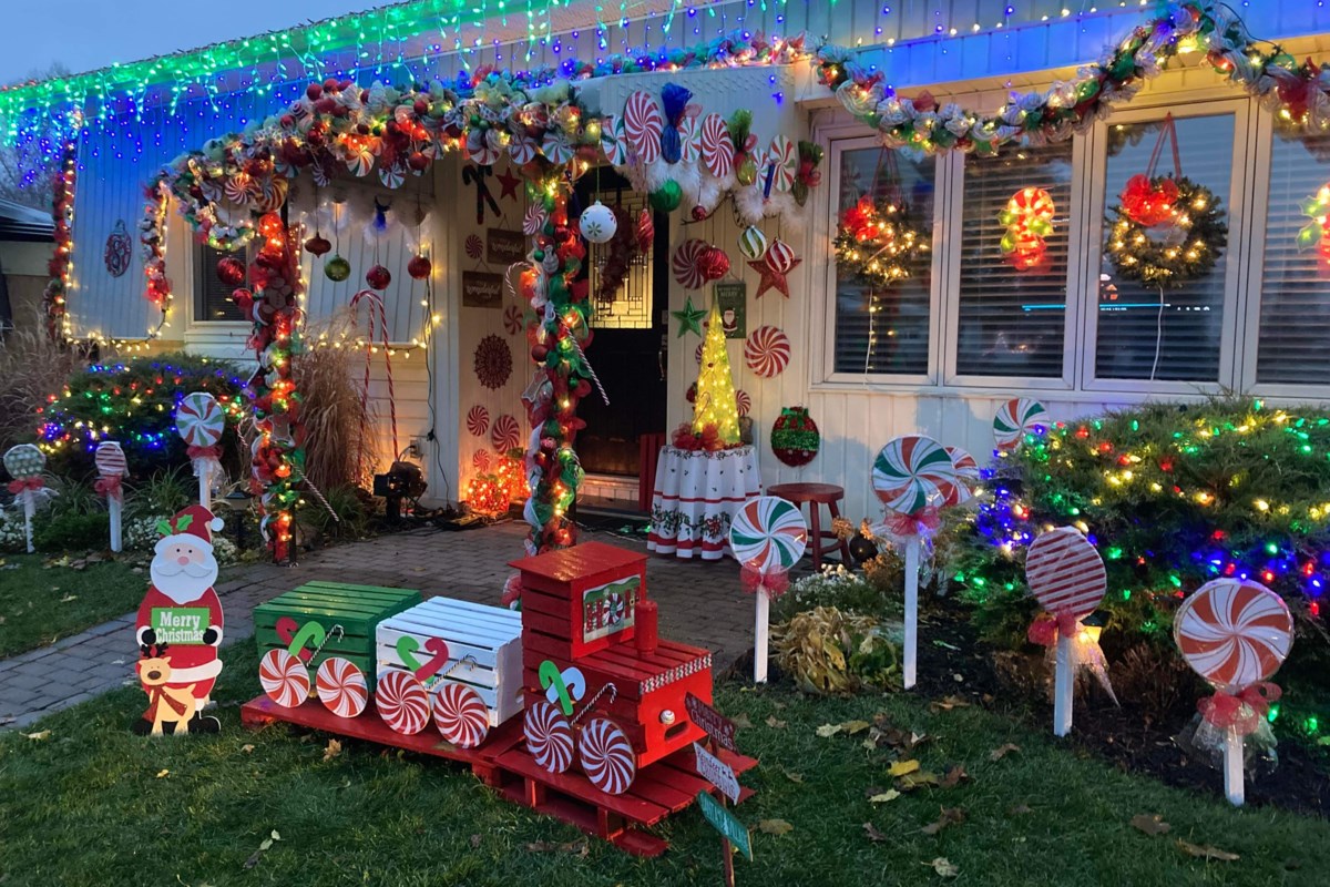 Let Santa see Innisfil from the skies by taking part in local decorating contest - Innisfil News