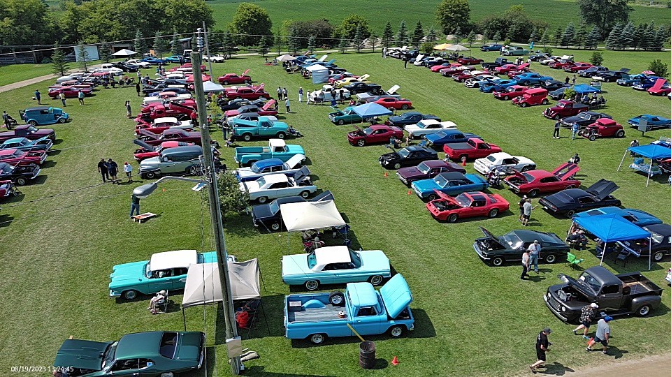 Innisfil Beach Cruisers Car Club returns for the season on Thursday, May 16. The event that brings cool cars and classic rides to Innisfil Beach Park near the boat launch begins at 5 pm and goes until dusk. Entry to the event is complimentary.