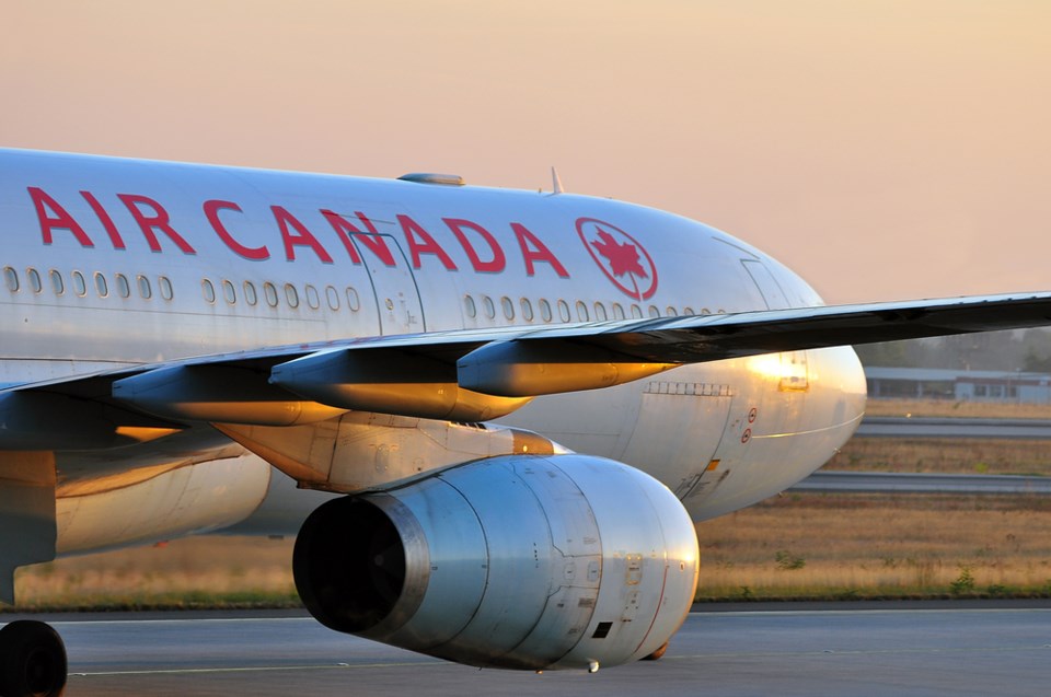 air-canada-plane-stock