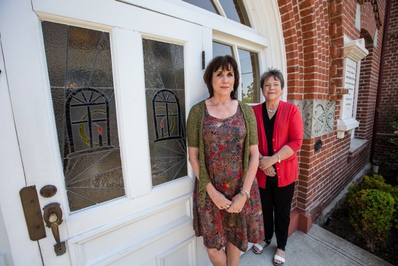 Andrea Sievers and Laurie Smith