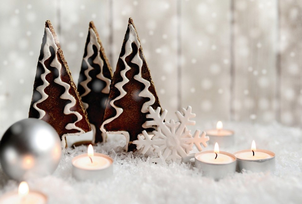 christmas-stock-candles