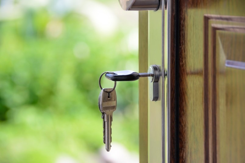 door-key-home-buying-real-estate