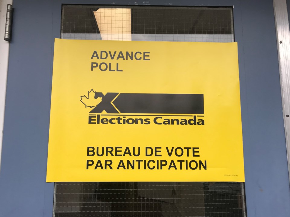 Elections Canada sign
