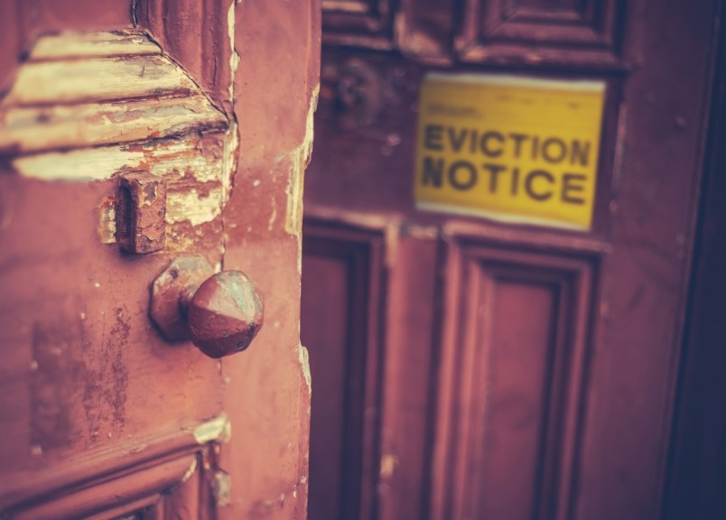 images-eviction-mrdoomits-istock
