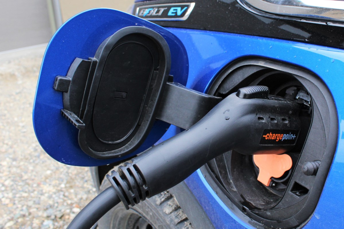 Xcel Energy increases electric vehicle charging programs to support
