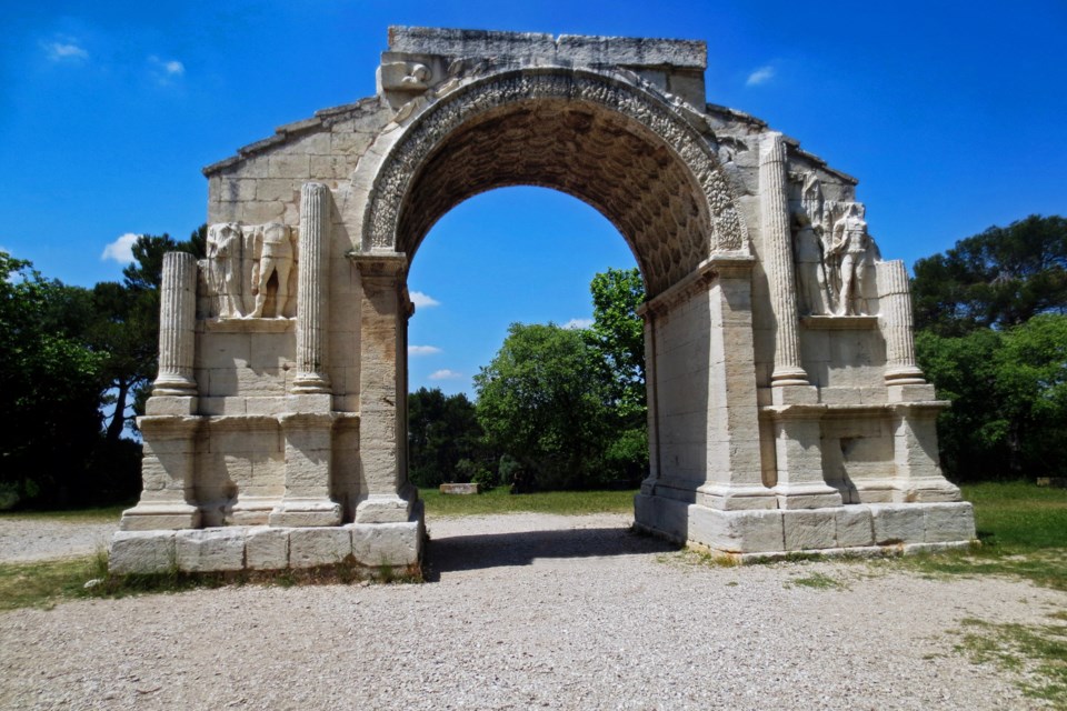 The mausoleum is one of the best-preserved monuments of the ancient world and can be a delightful stop during a holiday vacation to Provence, France.