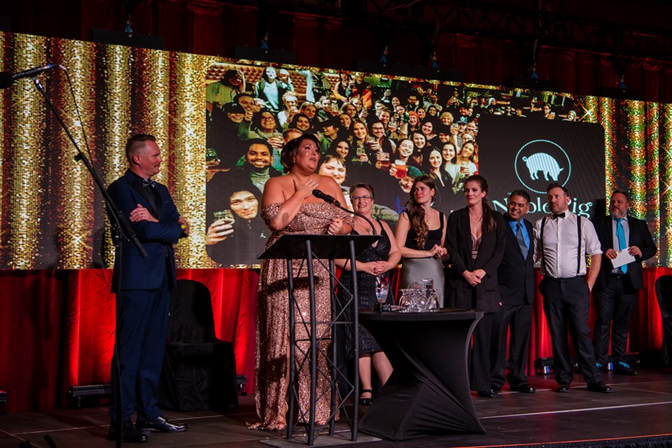 noble-pig-business-excellence-awards-2022-mary-putnam-1202