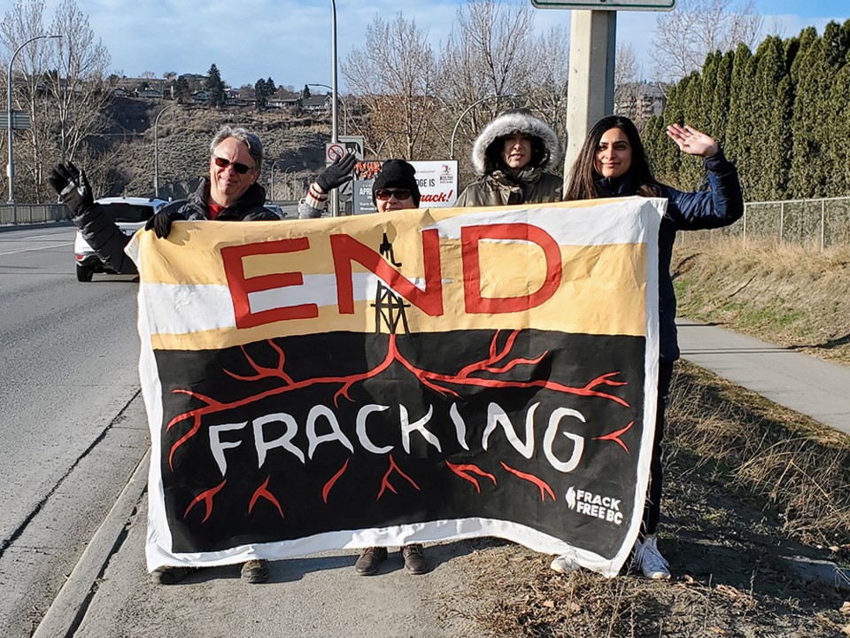 fracking-protest-march-27