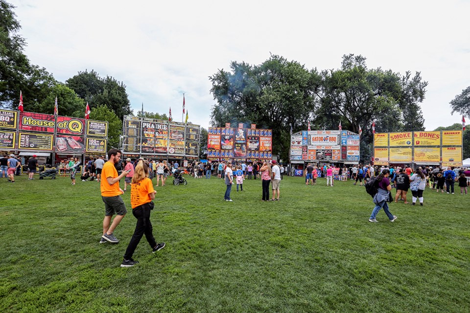 ribfest-volunteers