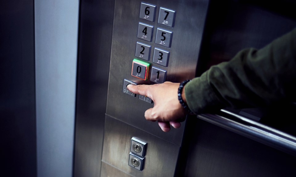 elevator-buttons